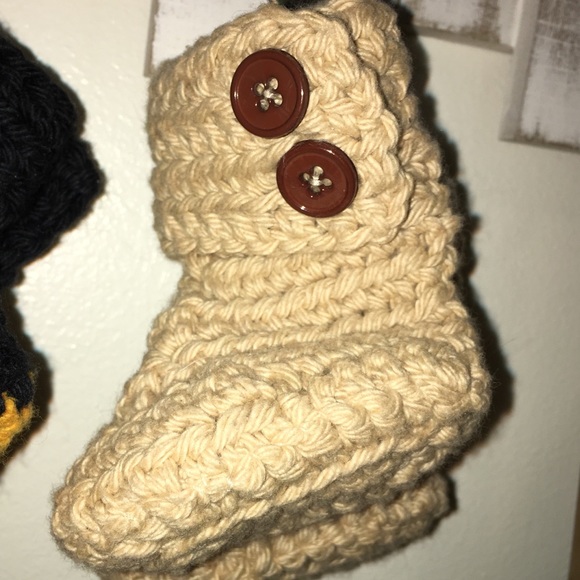 💋SALE!💋🍭Handmade Booties🍭 - Picture 4 of 6